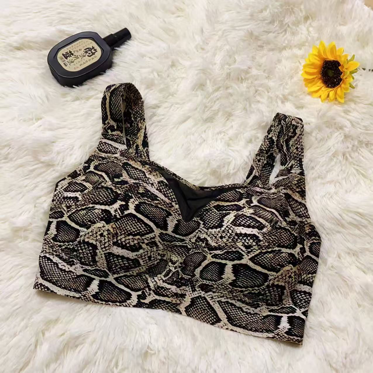 EravaFit™ Women's Plus Size Mesh Covered Seamless Bra